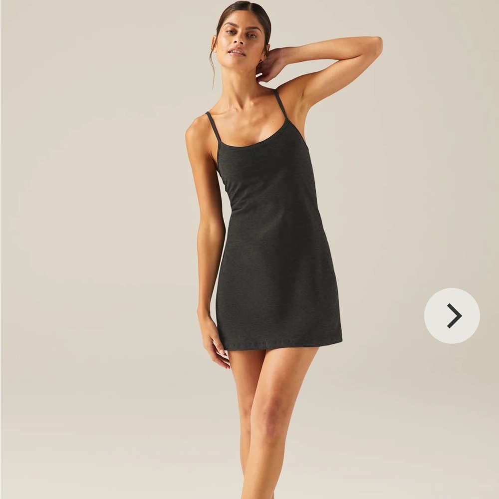 beyond Yoga black dress with performance liner body suit with side pockets